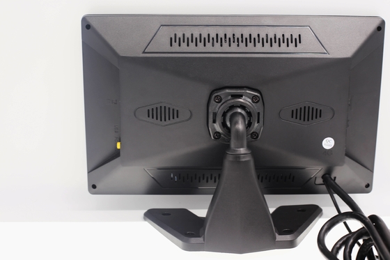 Máquina de grabación de tarjetas SD montadas en automóviles 4G con monitoreo de 4 canales y posicionamiento GPS