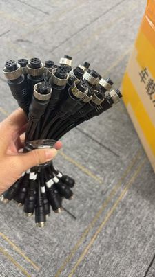 El cable del adaptador de la aviación se dobla varón de 4 Pin al conector hembra de 6 Pin para 2 cámaras